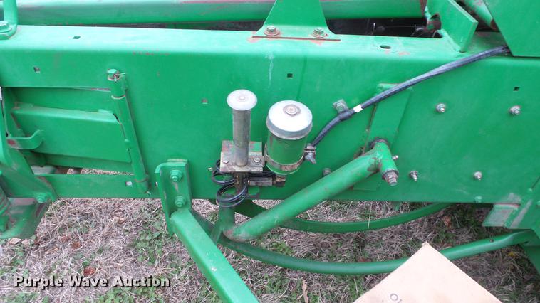 image for item DC3116 1997 John Deere 348 square baler