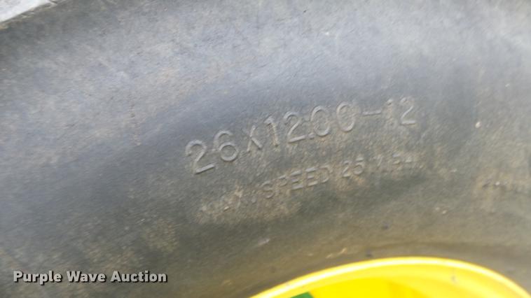 image for item DC3116 1997 John Deere 348 square baler