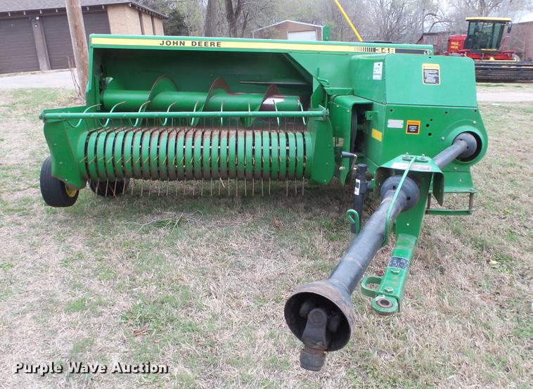 image for item DC3117 2000 John Deere 348 square baler