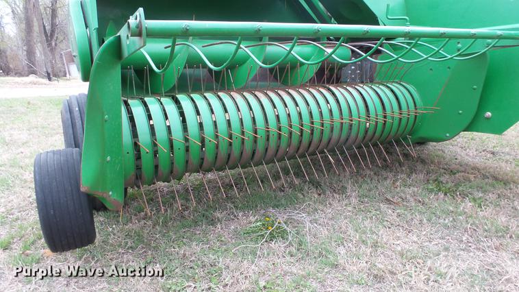 image for item DC3117 2000 John Deere 348 square baler