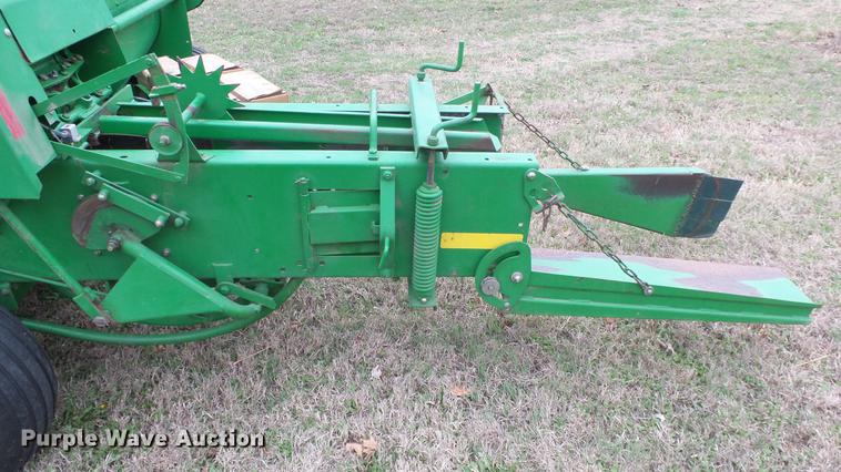 image for item DC3117 2000 John Deere 348 square baler