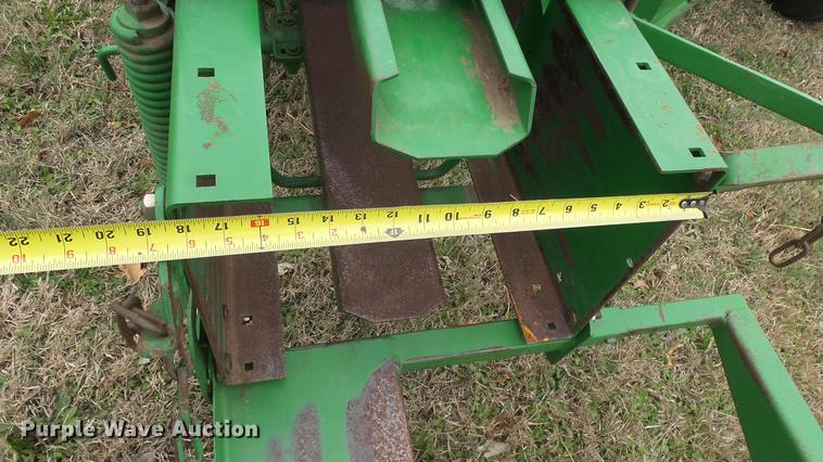 image for item DC3117 2000 John Deere 348 square baler