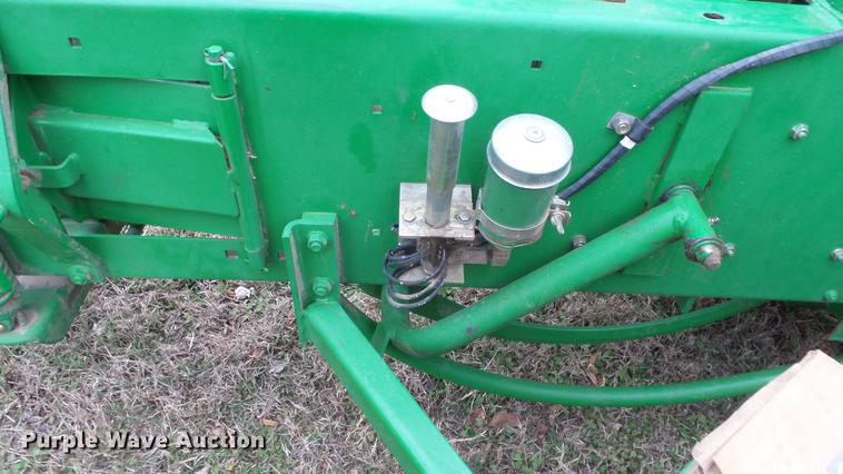 image for item DC3117 2000 John Deere 348 square baler