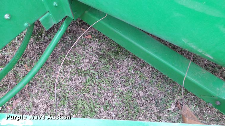 image for item DC3117 2000 John Deere 348 square baler