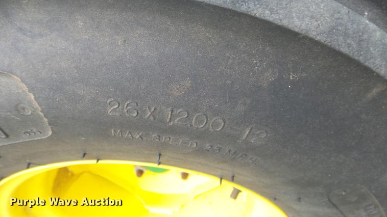 image for item DC3117 2000 John Deere 348 square baler