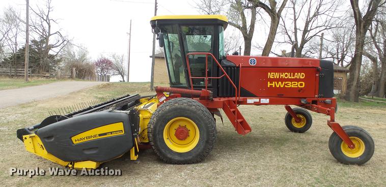 image for item DC3119 2003 New Holland HW320 windrower