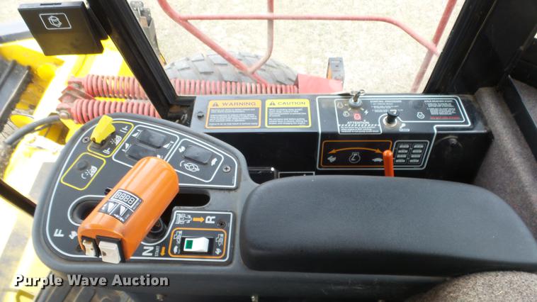 image for item DC3119 2003 New Holland HW320 windrower