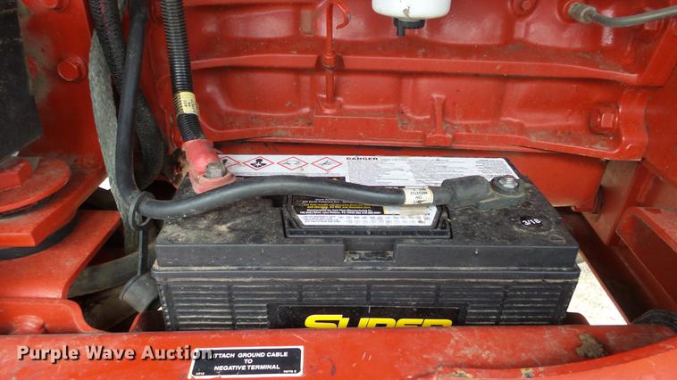 image for item DC3119 2003 New Holland HW320 windrower