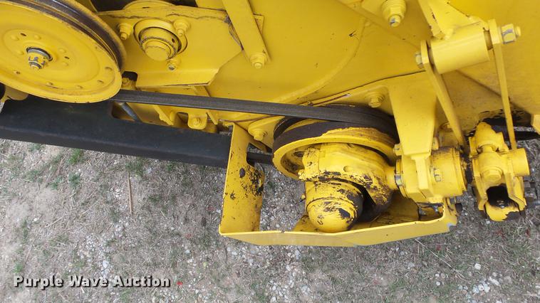 image for item DC3119 2003 New Holland HW320 windrower