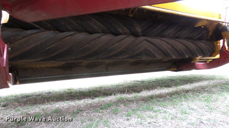 image for item DC3119 2003 New Holland HW320 windrower