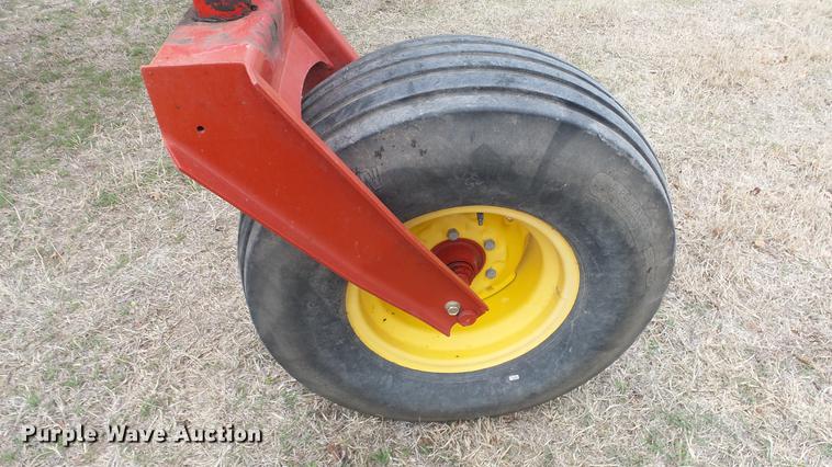 image for item DC3119 2003 New Holland HW320 windrower