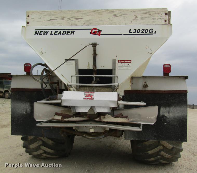 image for item DC4303 2006 Sterling L8500 applicator truck