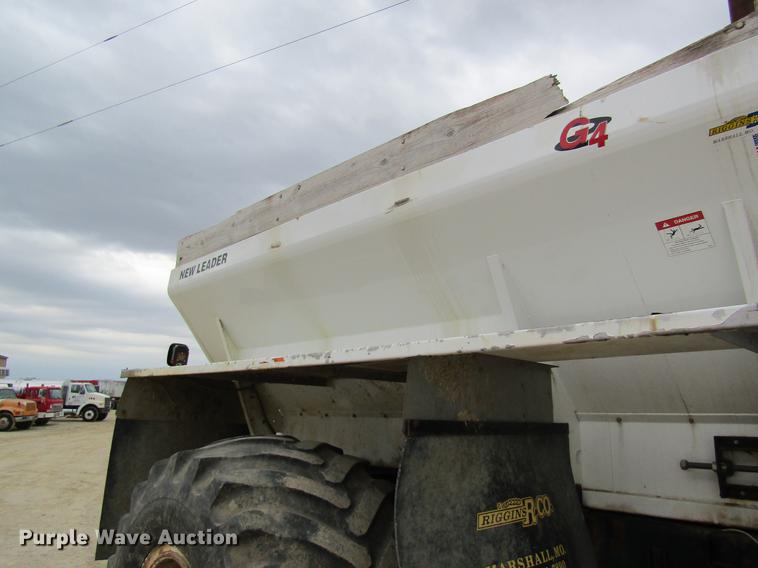 image for item DC4303 2006 Sterling L8500 applicator truck