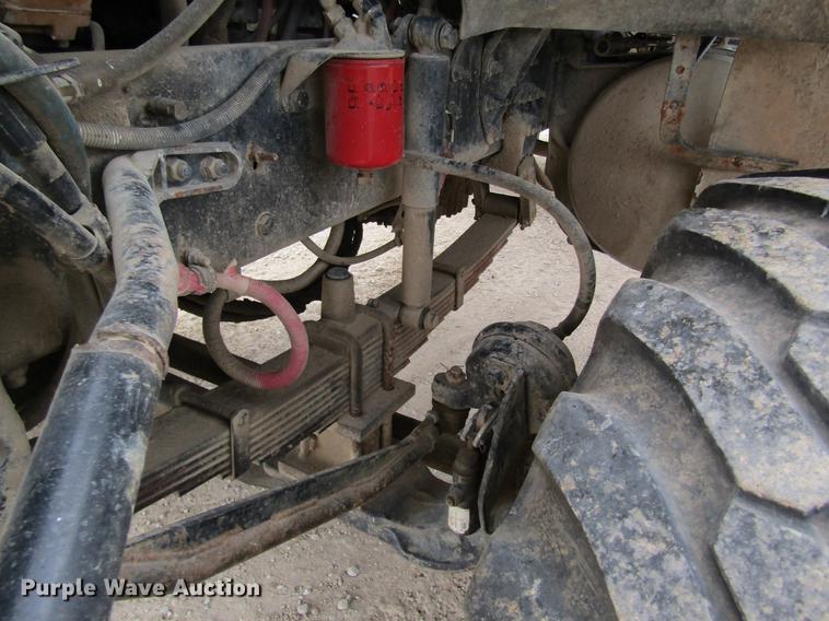 image for item DC4303 2006 Sterling L8500 applicator truck