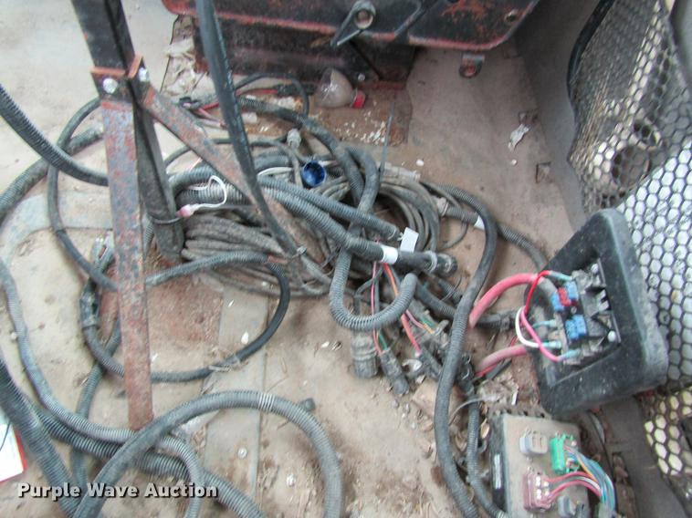 image for item DC4303 2006 Sterling L8500 applicator truck