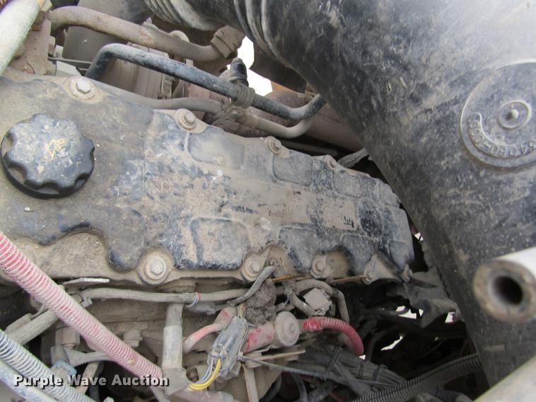 image for item DC4303 2006 Sterling L8500 applicator truck