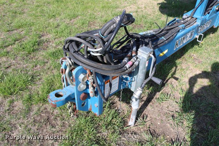 image for item DC7575 2005 Kinze 3650 split row no-till planter