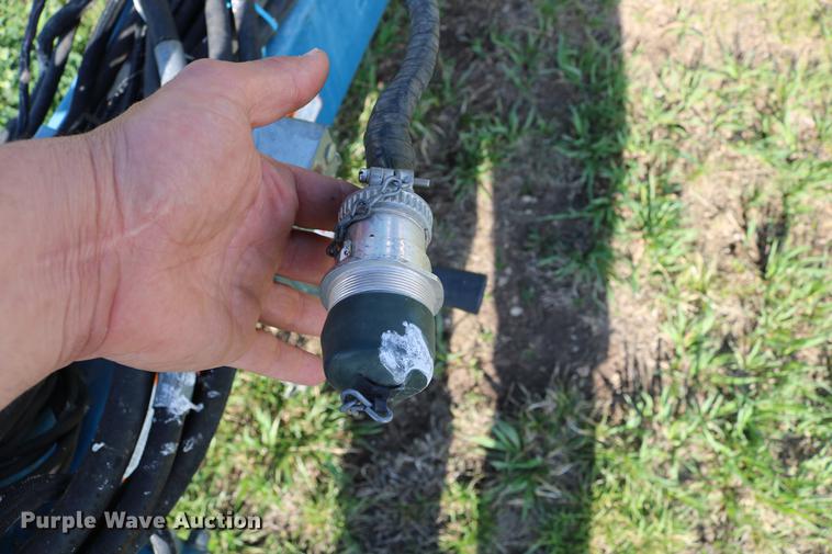 image for item DC7575 2005 Kinze 3650 split row no-till planter