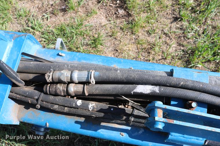 image for item DC7575 2005 Kinze 3650 split row no-till planter