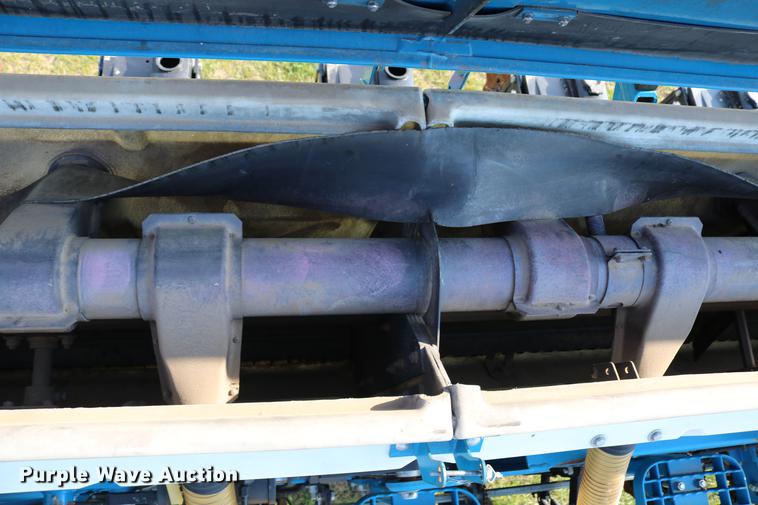 image for item DC7575 2005 Kinze 3650 split row no-till planter