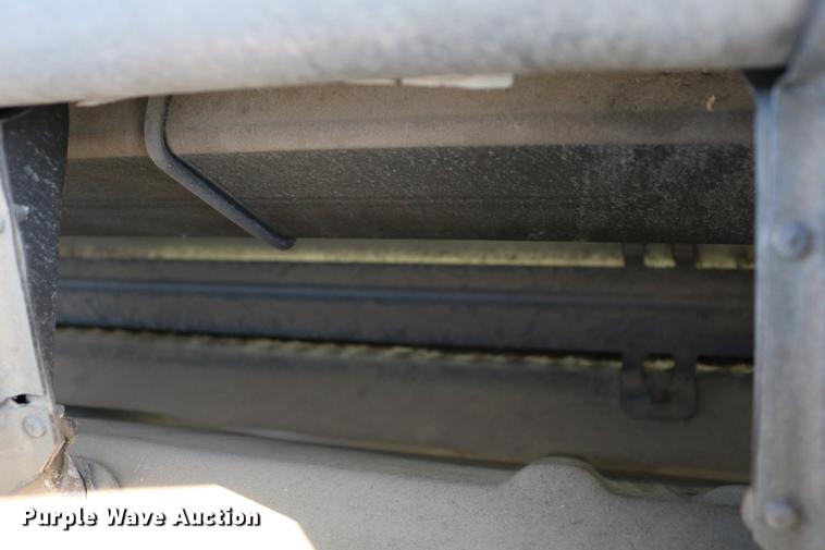 image for item DC7575 2005 Kinze 3650 split row no-till planter