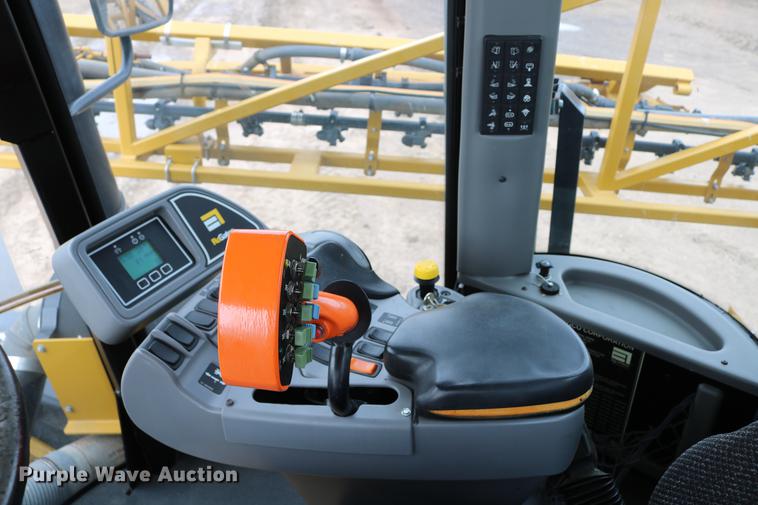 image for item DC7577 2008 Ag-Chem RoGator 1286C sprayer