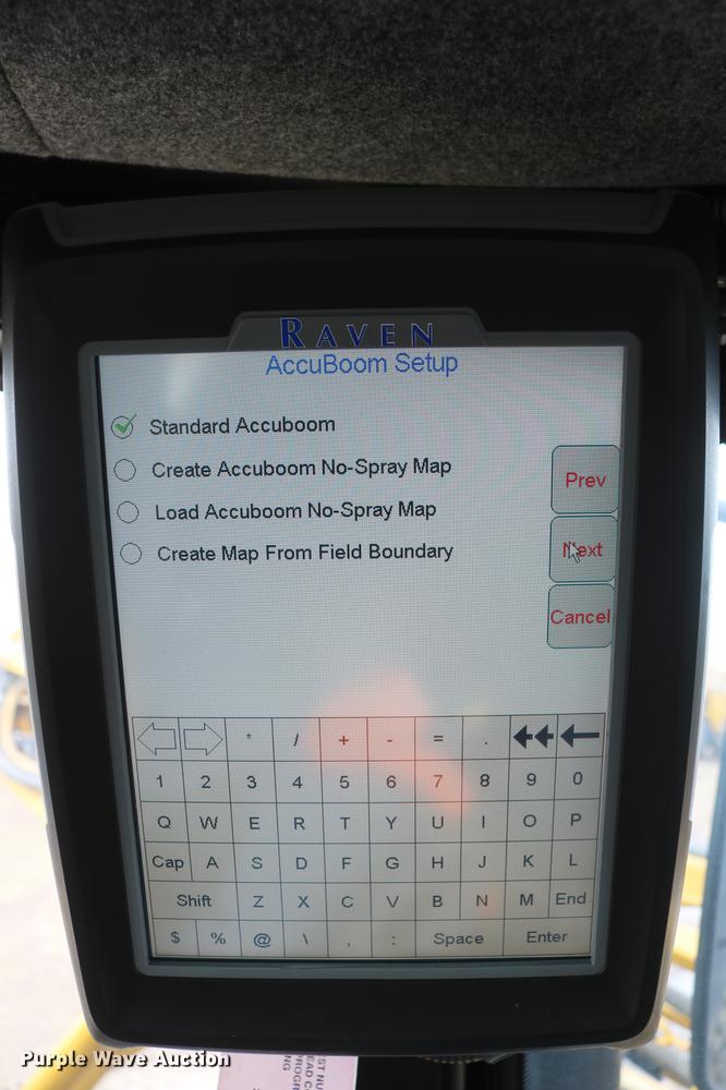 image for item DC7577 2008 Ag-Chem RoGator 1286C sprayer