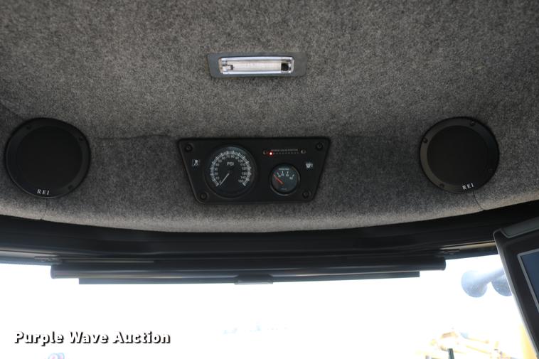 image for item DC7577 2008 Ag-Chem RoGator 1286C sprayer