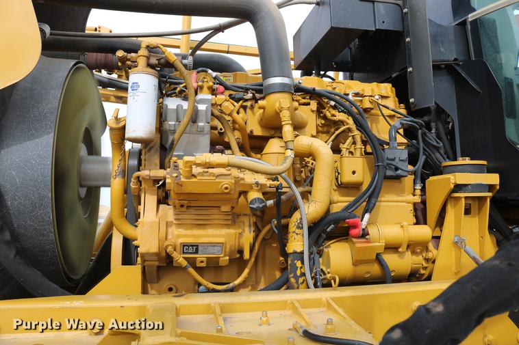 image for item DC7577 2008 Ag-Chem RoGator 1286C sprayer