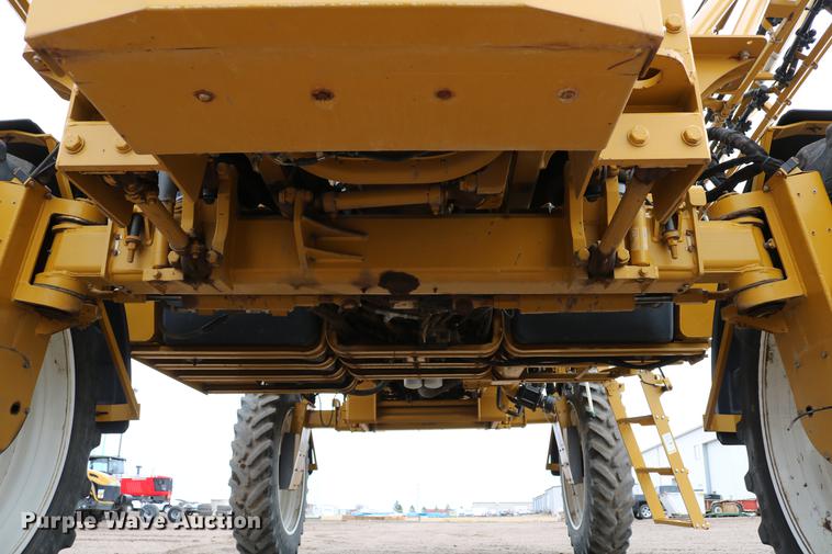 image for item DC7577 2008 Ag-Chem RoGator 1286C sprayer