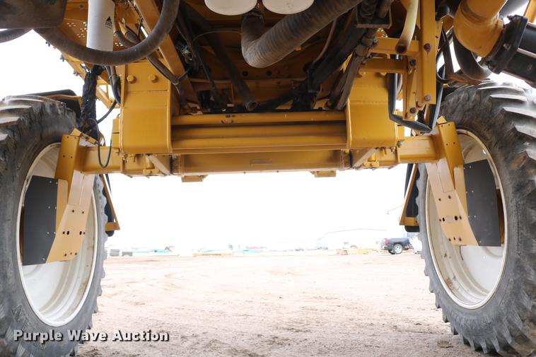 image for item DC7577 2008 Ag-Chem RoGator 1286C sprayer