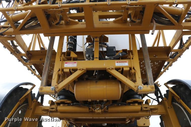 image for item DC7577 2008 Ag-Chem RoGator 1286C sprayer