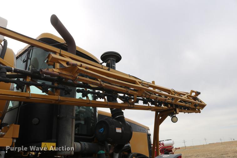 image for item DC7577 2008 Ag-Chem RoGator 1286C sprayer