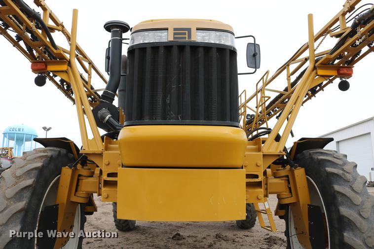 image for item DC7577 2008 Ag-Chem RoGator 1286C sprayer
