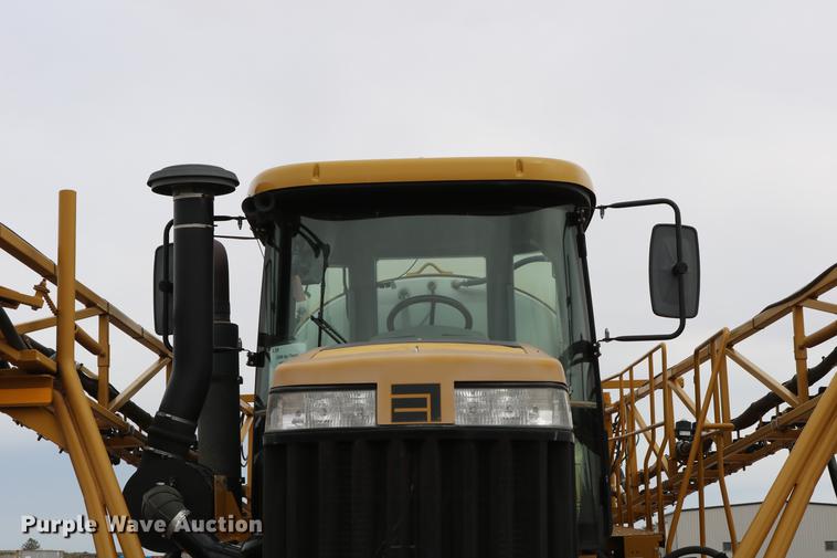 image for item DC7577 2008 Ag-Chem RoGator 1286C sprayer