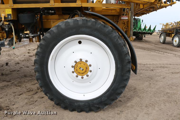 image for item DC7577 2008 Ag-Chem RoGator 1286C sprayer