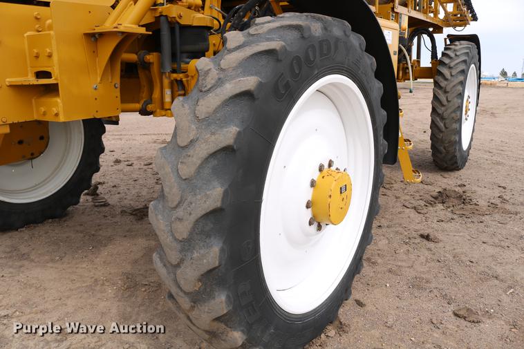 image for item DC7577 2008 Ag-Chem RoGator 1286C sprayer