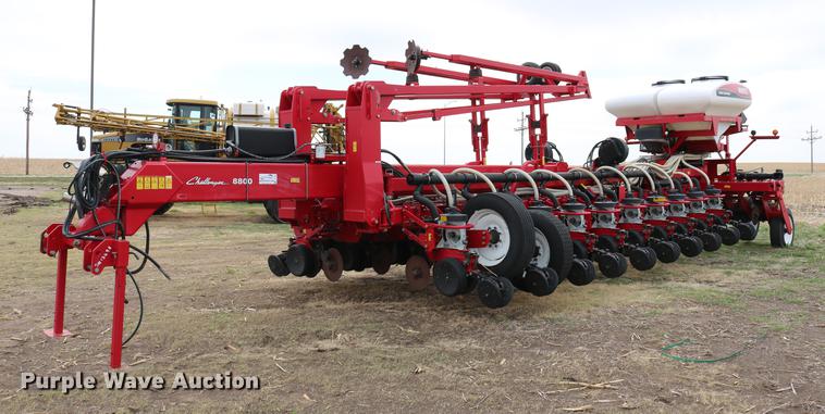 image for item DC7578 2010 AGCO 8824 planter