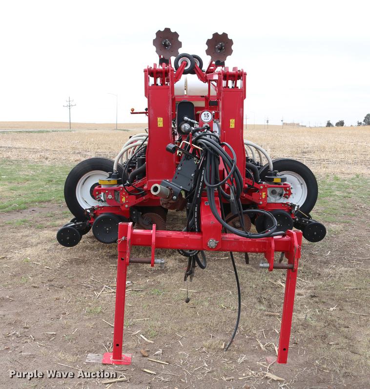 image for item DC7578 2010 AGCO 8824 planter