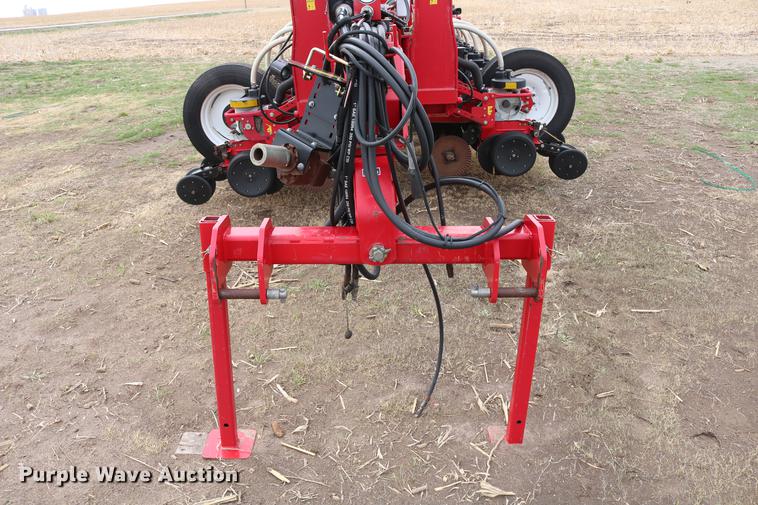 image for item DC7578 2010 AGCO 8824 planter