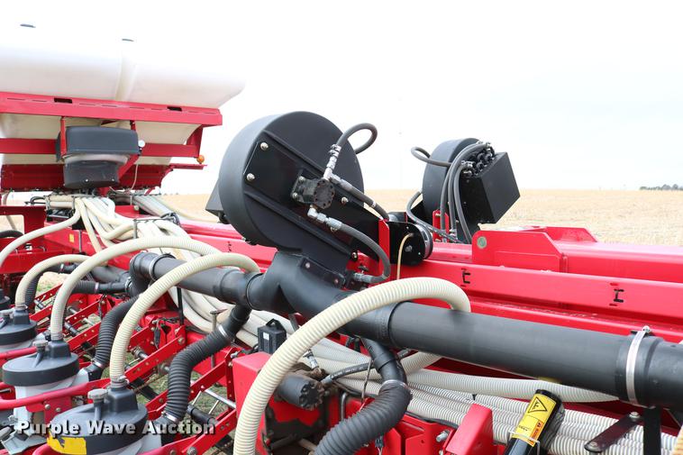 image for item DC7578 2010 AGCO 8824 planter