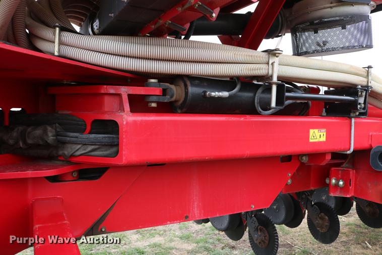 image for item DC7578 2010 AGCO 8824 planter