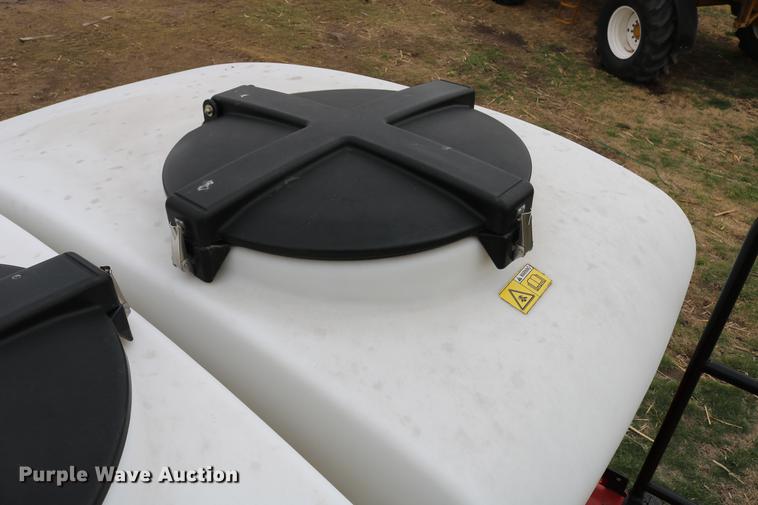 image for item DC7578 2010 AGCO 8824 planter