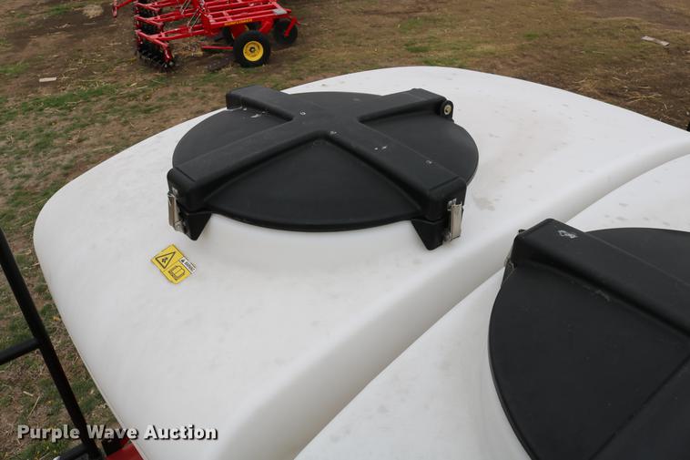 image for item DC7578 2010 AGCO 8824 planter