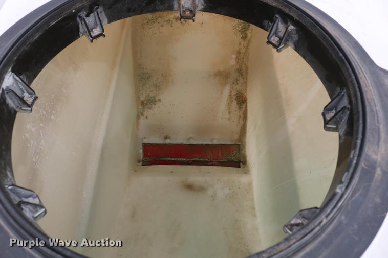 image for item DC7578 2010 AGCO 8824 planter