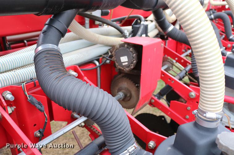 image for item DC7578 2010 AGCO 8824 planter