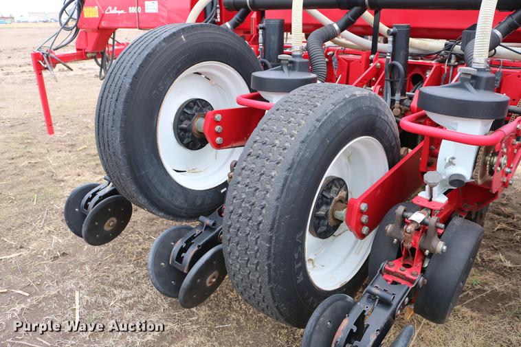 image for item DC7578 2010 AGCO 8824 planter