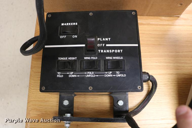 image for item DC7578 2010 AGCO 8824 planter