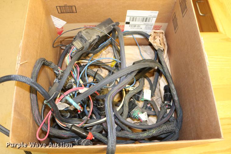 image for item DC7578 2010 AGCO 8824 planter