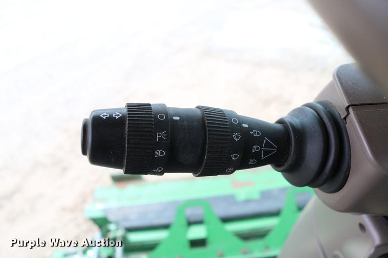 image for item DC7617 2012 John Deere S670 combine